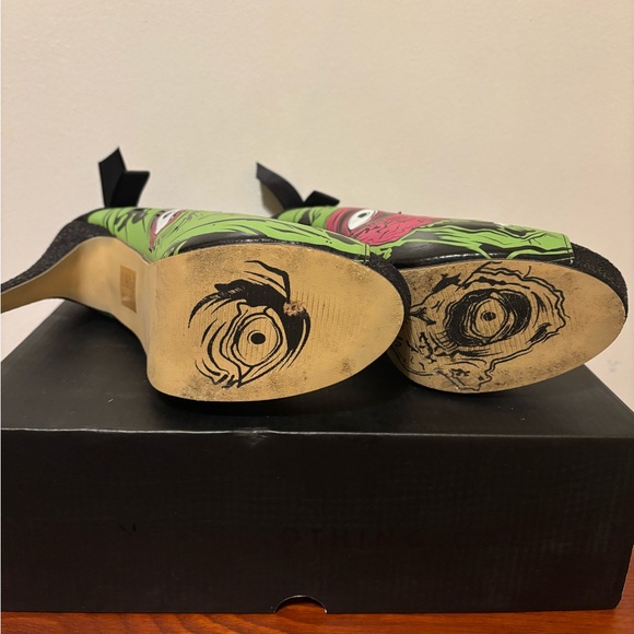 Iron Fist Zombie Stompers Platform Heels - Picture 4 of 7